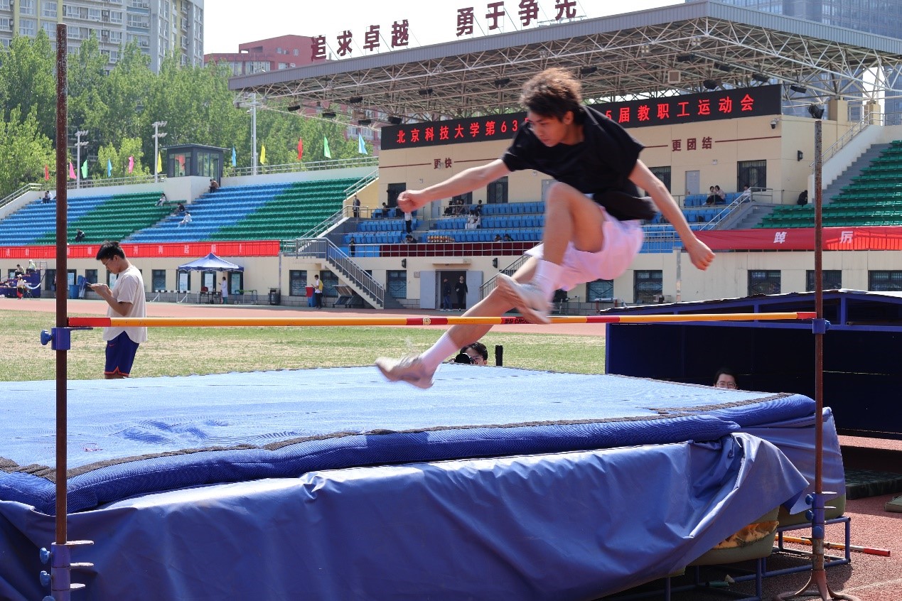 4b6c6a57a3fdb85cc29dad4c2418319d.jpg 4b6c6a57a3fdb85cc29dad4c2418319d.jpg