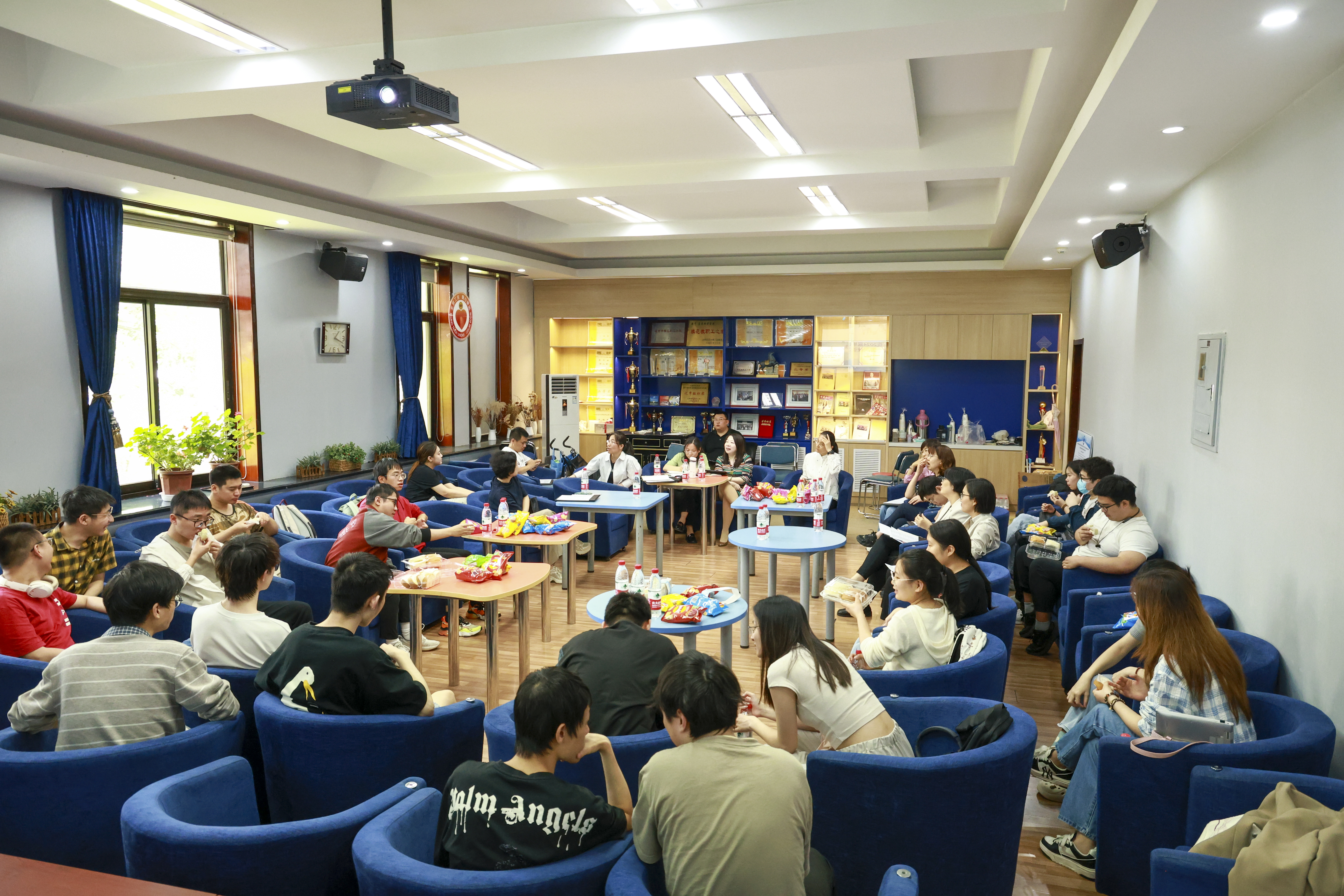 0b5b94521b05a40c3b9269af41ed390d.jpg 0b5b94521b05a40c3b9269af41ed390d.jpg