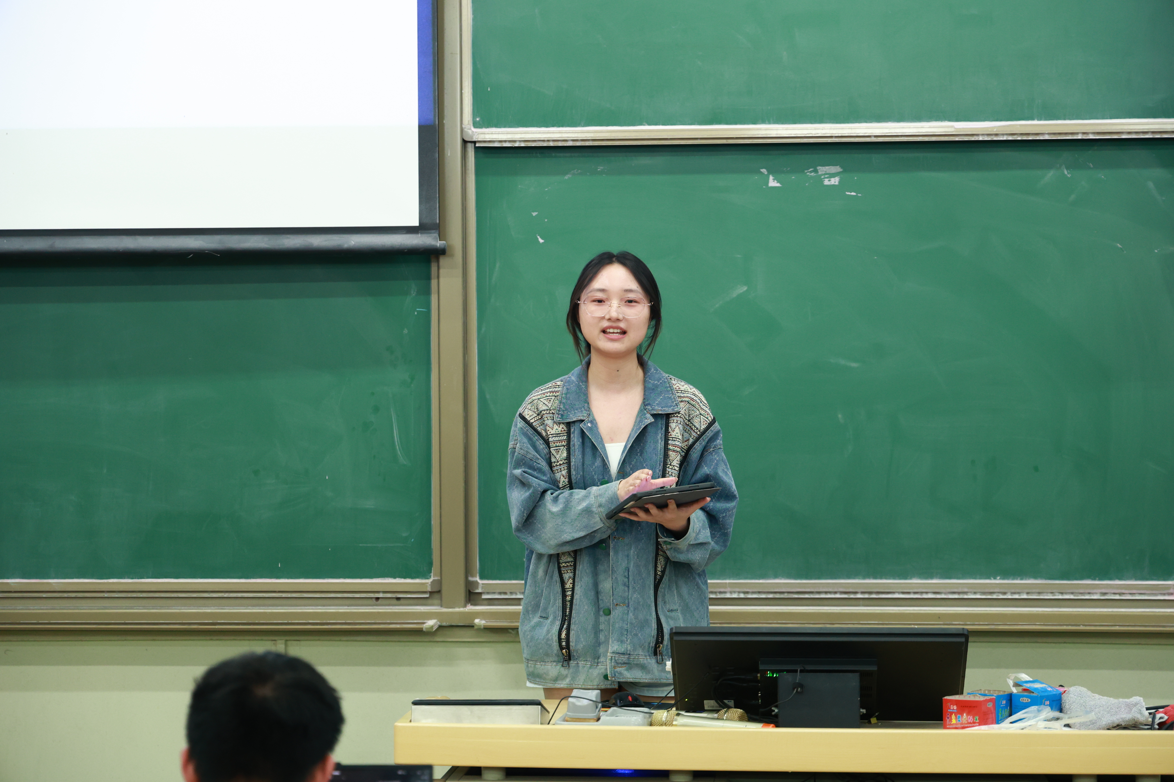 c2e361dc6584763f59c55c0b134ff131.jpg c2e361dc6584763f59c55c0b134ff131.jpg