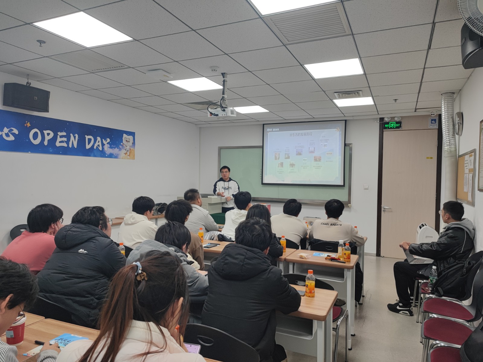 1735268840568125.jpg 1735268840568125.jpg