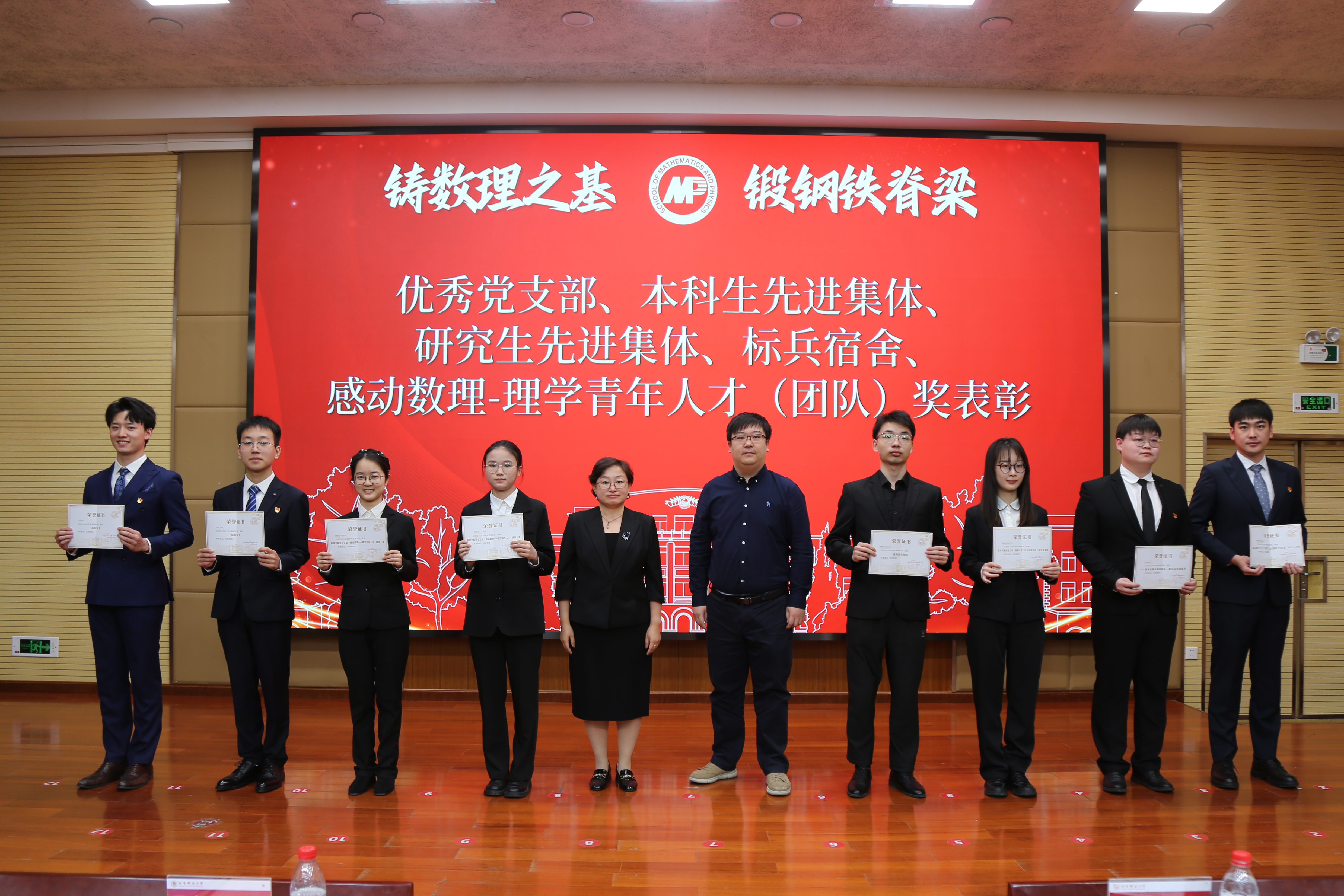 1741914378825781.jpg 1741914378825781.jpg