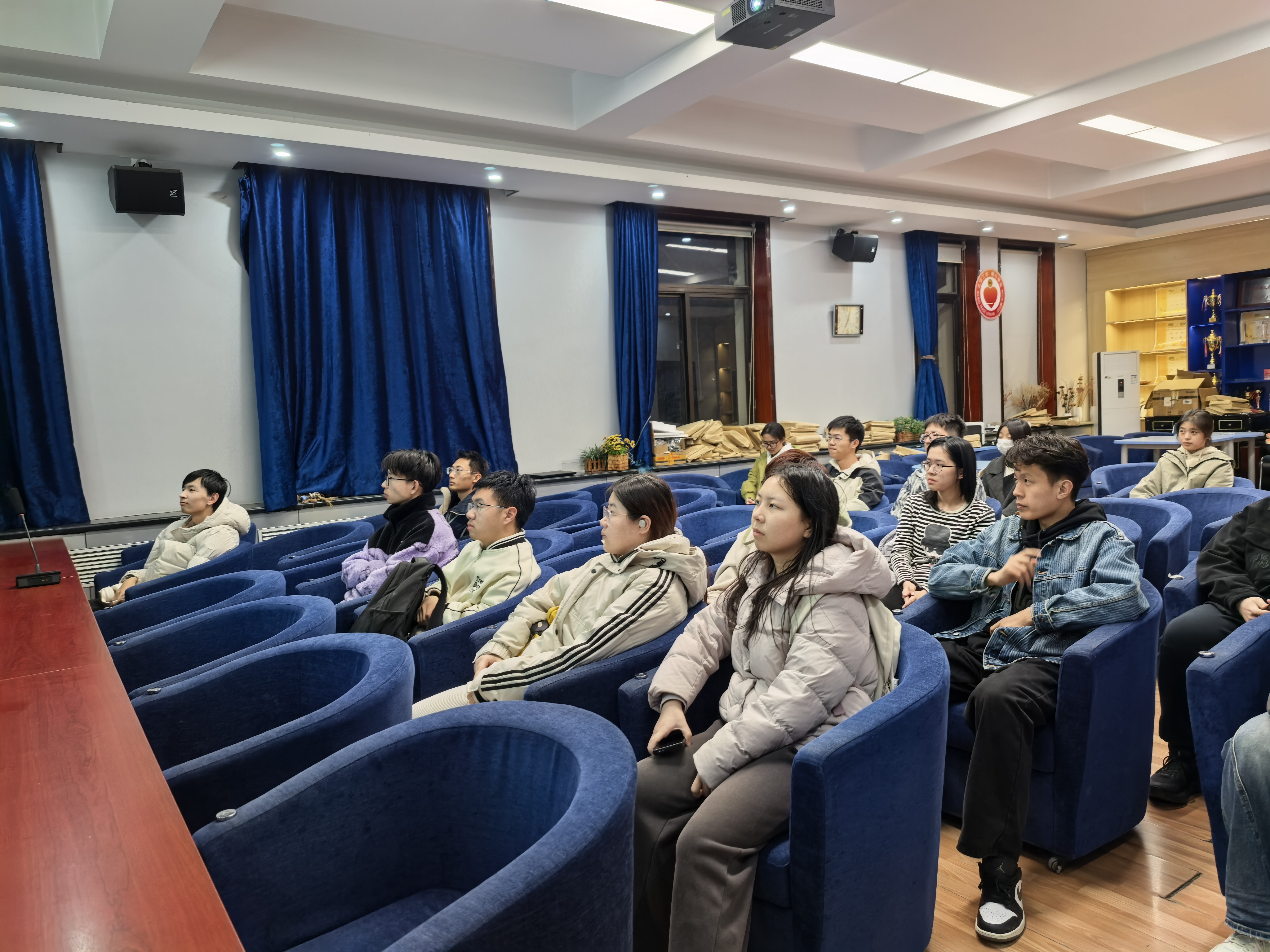 1743387927181609.jpg 1743387927181609.jpg