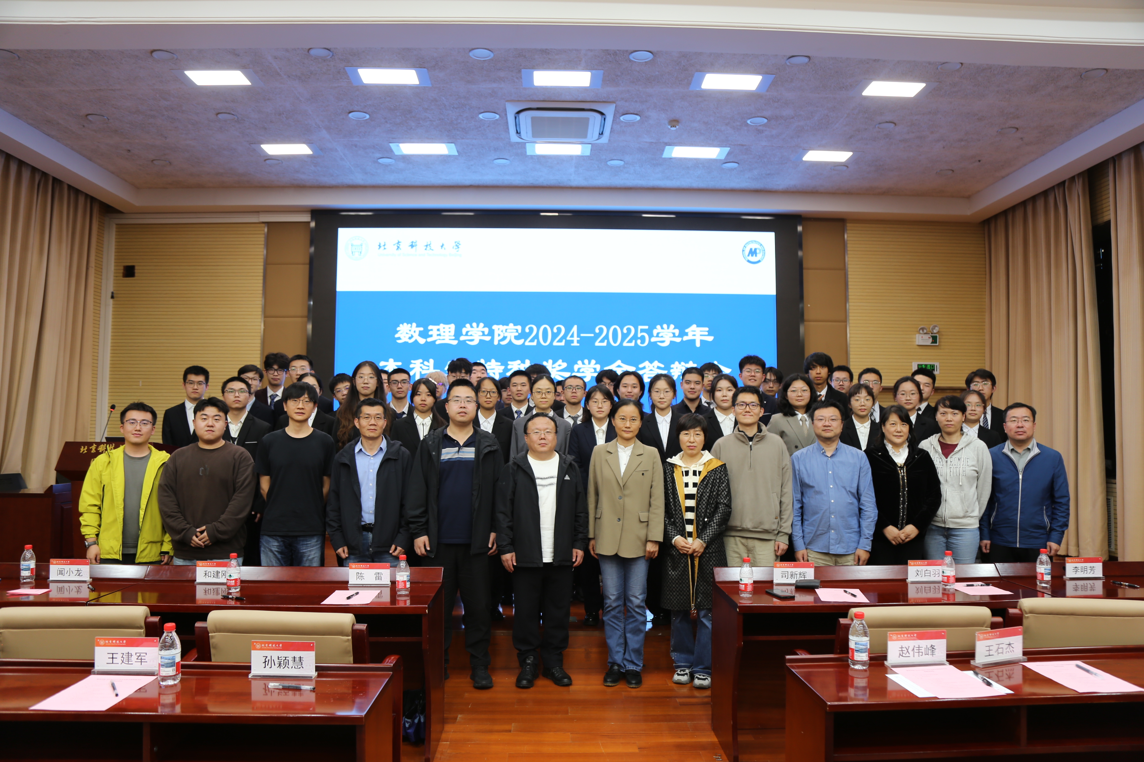 1760167211625493.jpg 1760167211625493.jpg