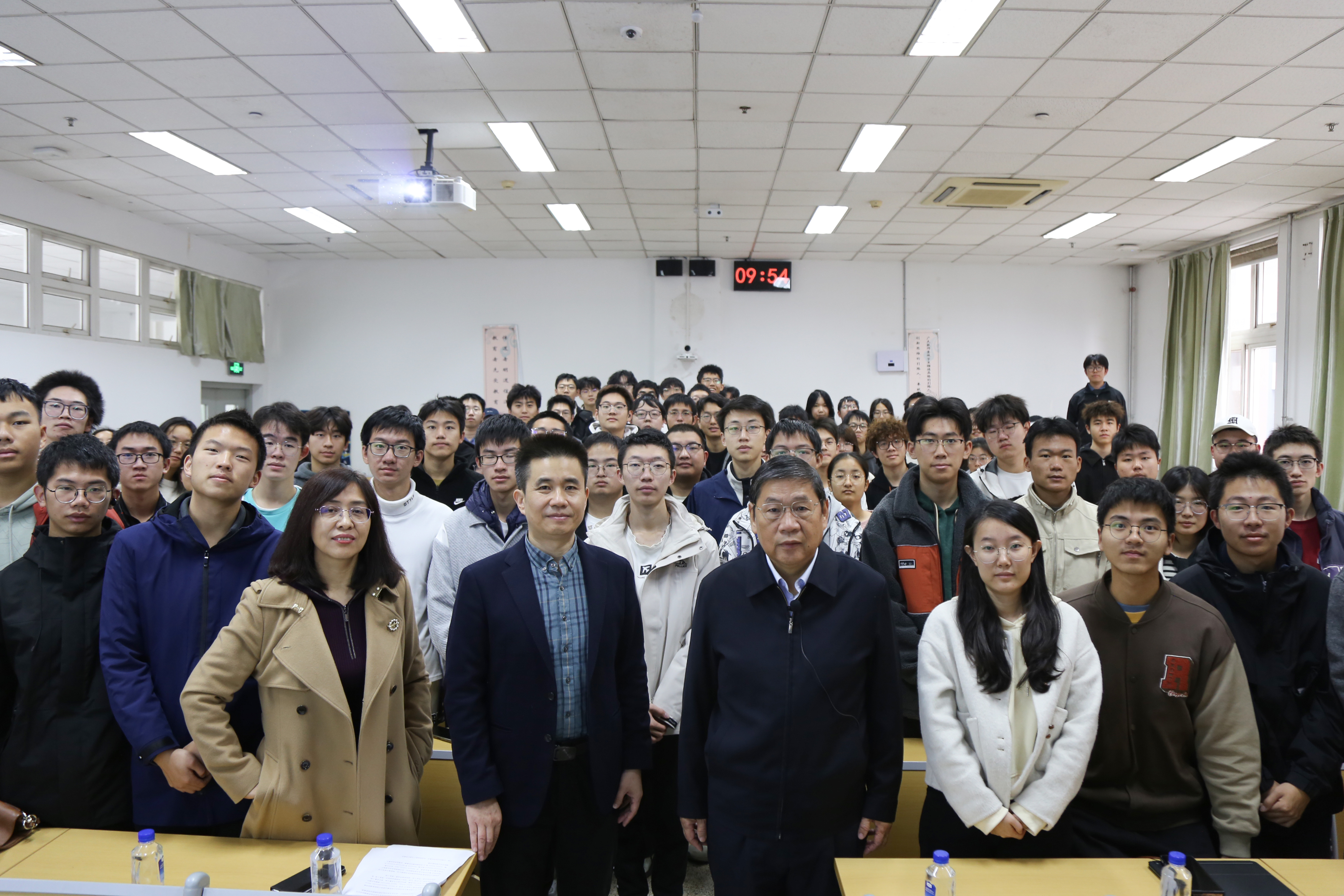 1762501106992028.jpg 1762501106992028.jpg